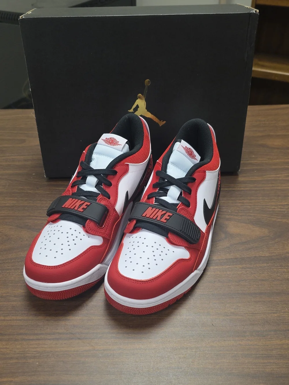 Air Jordan Legacy 312 Low White/Gym Red Black CD7069-116 Men's 10 New